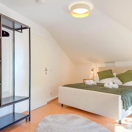 Livu Admiral 130qm Altstadt-traum Mit Dachterrasse Appartamento *