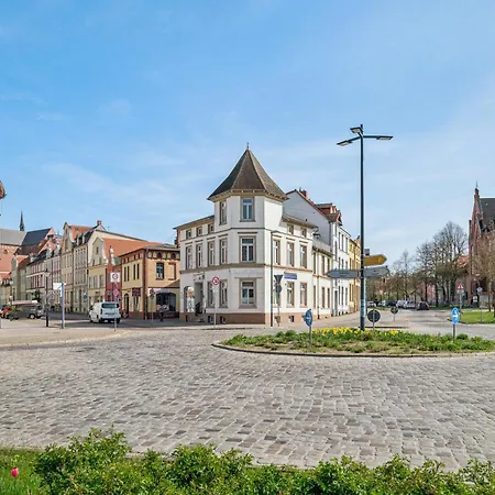 Appartamento Livu Admiral 130qm Altstadt-traum Mit Dachterrasse Wißmar